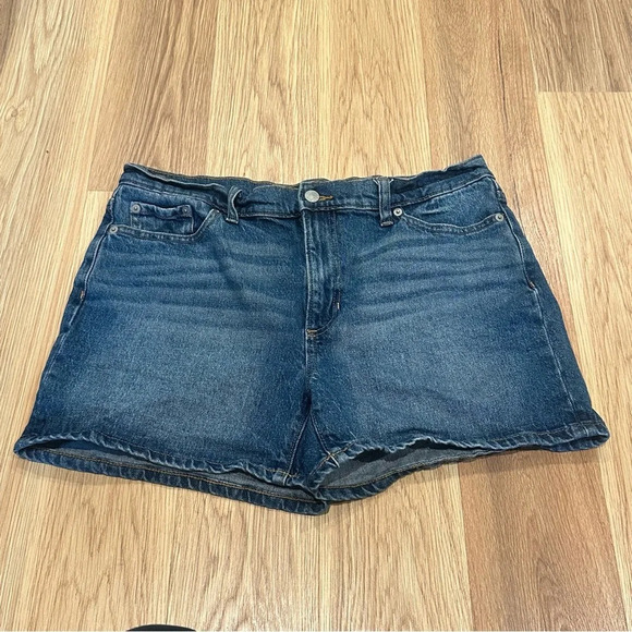 Banana Republic Medium Wash Denim Shorts Womens Size 10 - Picture 2 of 8